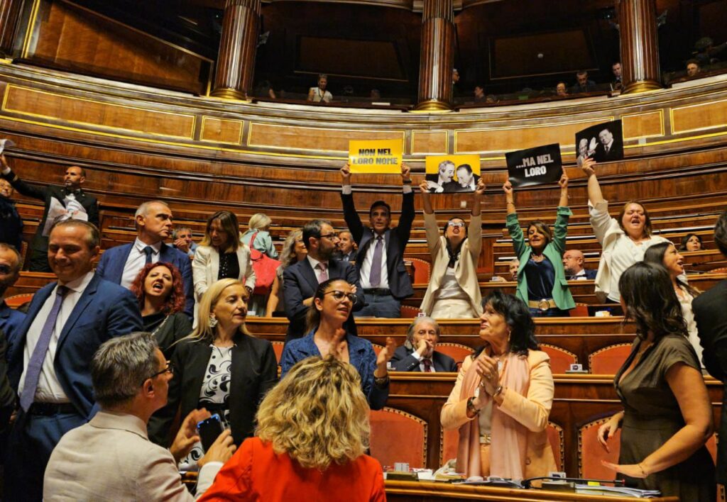 Separazione delle carriere: arriva l’ok del Senato. In aula la protesta delle opposizioni Separazione delle carriere: arriva l’ok del Senato. In aula la protesta delle opposizioni