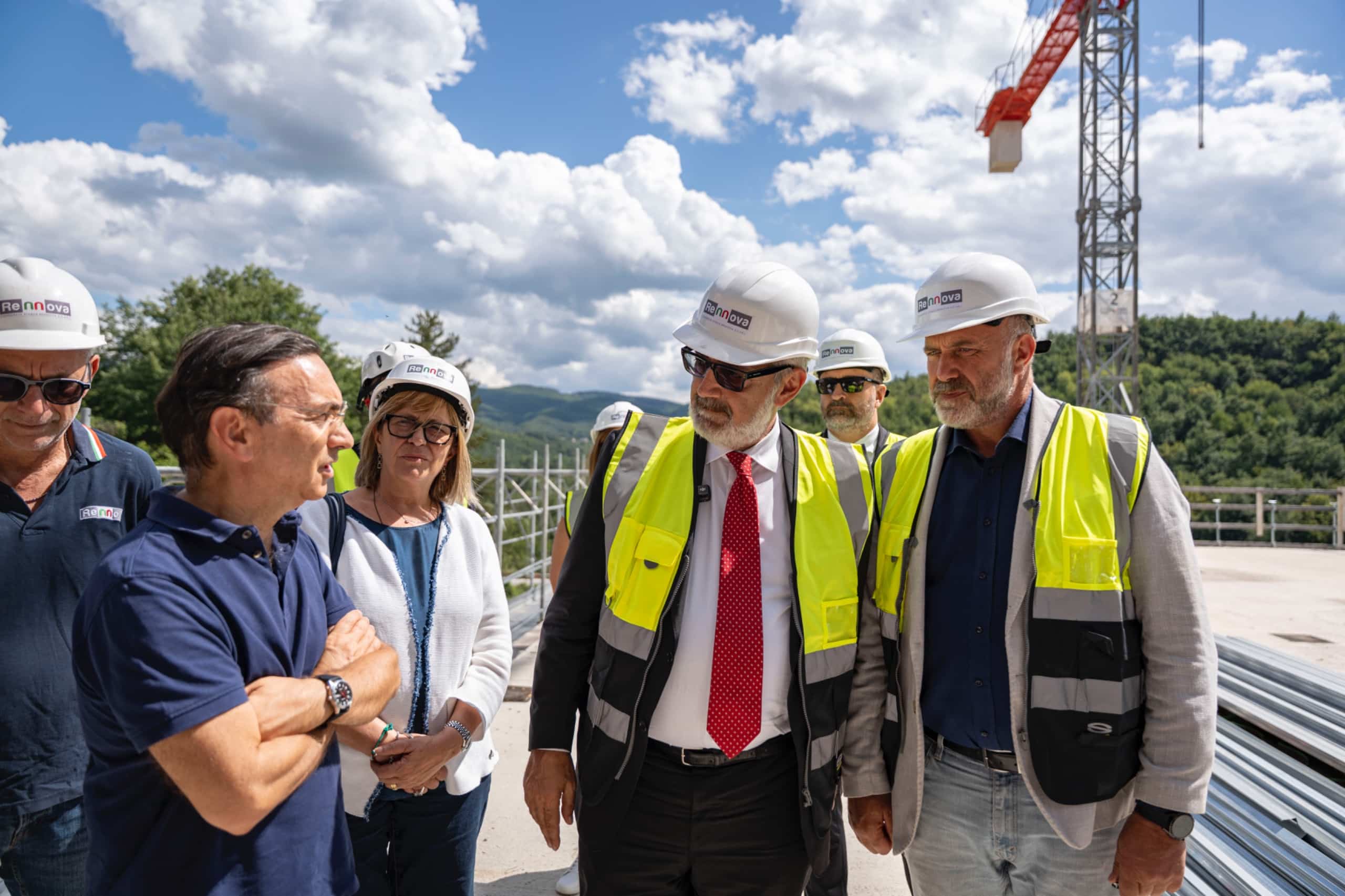 AMATRICE, ROCCA VISITA IL “SUPER CANTIERE” E I LAVORI DEL NUOVO OSPEDALE “GRIFONI” AMATRICE, ROCCA VISITA IL “SUPER CANTIERE” E I LAVORI DEL NUOVO OSPEDALE “GRIFONI”