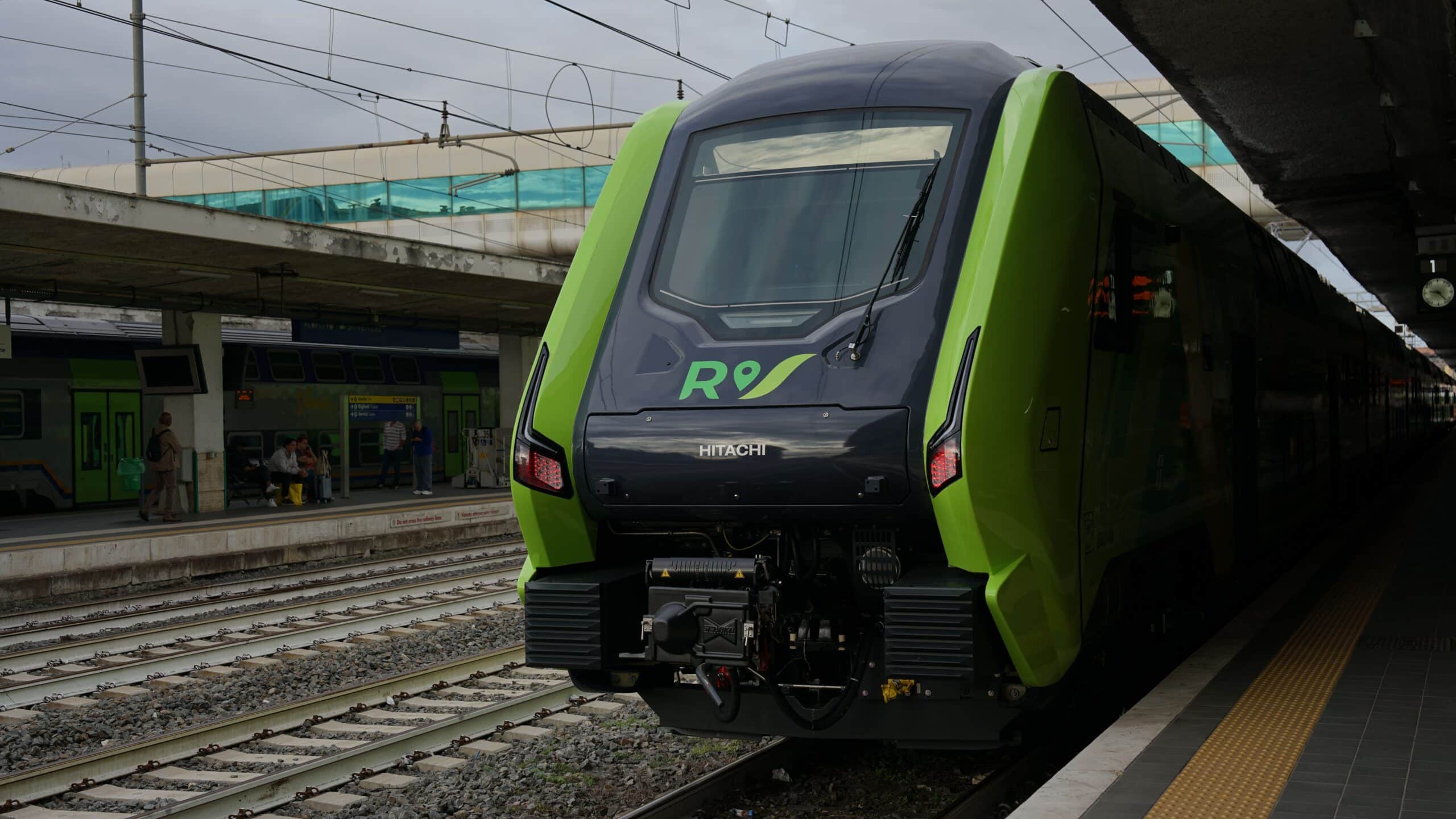 FS, TRENITALIA: NEL 2025 GIÀ CONSEGNATI 61 TRENI REGIONALI PER 500 MILIONI DI EURO FS, TRENITALIA: NEL 2025 GIÀ CONSEGNATI 61 TRENI REGIONALI PER 500 MILIONI DI EURO
