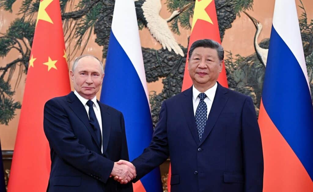 Putin da Xi Jinping: le relazioni tra Russia e Cina “a un livello senza precedenti”. Ucraina nell’Ue? “Nulla in contrario” Putin da Xi Jinping: le relazioni tra Russia e Cina “a un livello senza precedenti”. Ucraina nell’Ue? “Nulla in contrario”