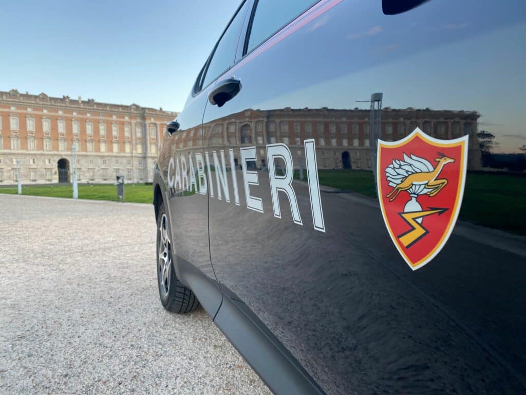 Foggia, smantellata rete dedita al traffico di sostanze stupefacenti: i Carabinieri hanno arrestato 24 indagati, attivi in diverse aree del territorio nazionale Foggia, smantellata rete dedita al traffico di sostanze stupefacenti: i Carabinieri hanno arrestato 24 indagati, attivi in diverse aree del territorio nazionale