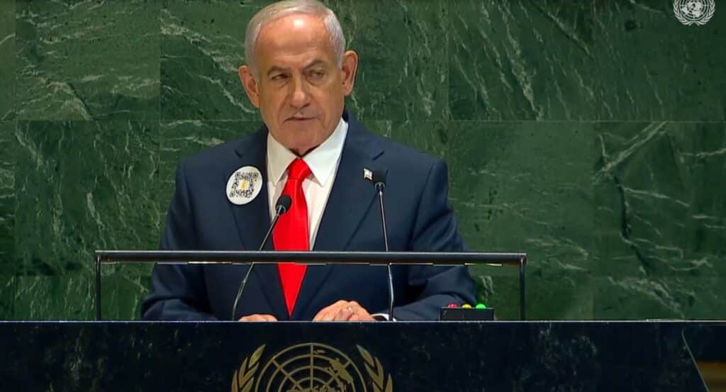 Netanyahu all’Onu in un’aula semivuota e dagli altoparlanti a Gaza, agli ostaggi: “Non ci fermeremo finché non sarete a casa” Netanyahu all’Onu in un’aula semivuota e dagli altoparlanti a Gaza, agli ostaggi: “Non ci fermeremo finché non sarete a casa”