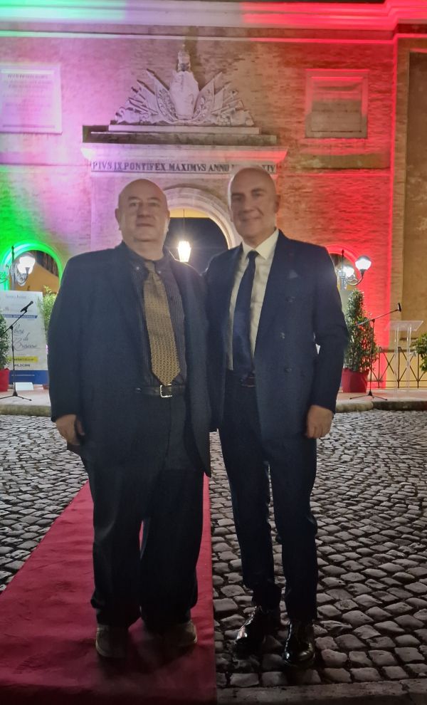 Ottava edizione del Premio Internazionale “Liberi di Crescere” Ottava edizione del Premio Internazionale “Liberi di Crescere”
