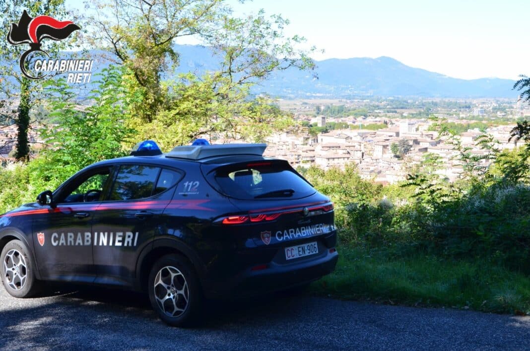 RIETI. DONNA SORPRESA A RUBARE IN UN NEGOZIO: DENUNCIATA DAI CARABINIERI. RIETI. DONNA SORPRESA A RUBARE IN UN NEGOZIO: DENUNCIATA DAI CARABINIERI.