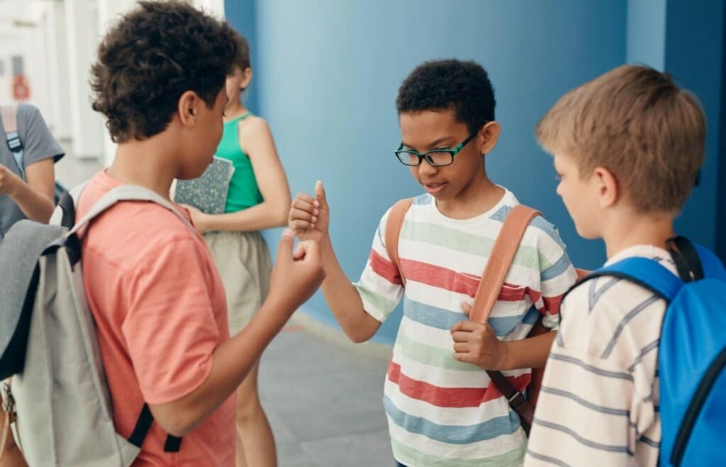 Morra cinese contro l’inquinamento cognitivo: l’esperto insegna come tenere lontani i figli da cellulari & co. Morra cinese contro l’inquinamento cognitivo: l’esperto insegna come tenere lontani i figli da cellulari & co.