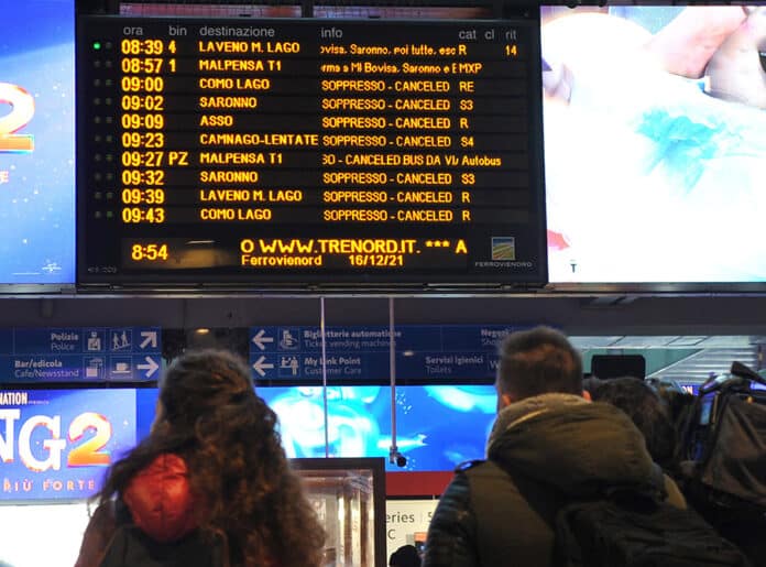 SCIOPERO DEI TRENI TRENORD, DISAGI PER I PENDOLARI