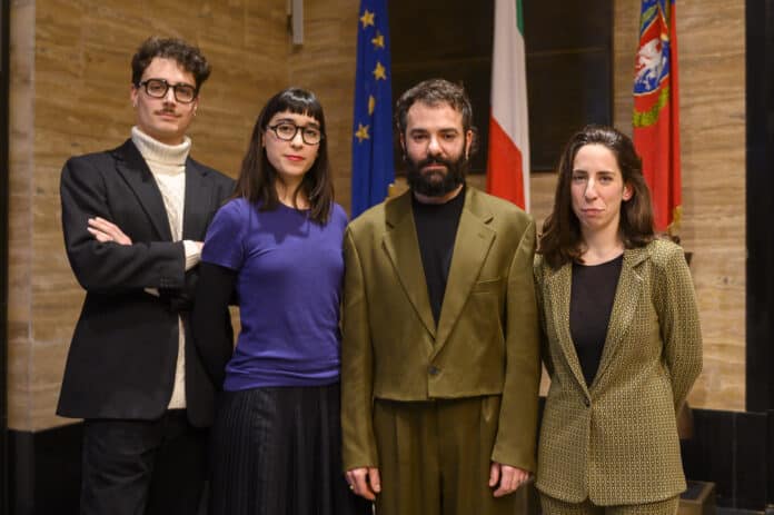 111- A-HEAD ROMA CERIMONIA PREMIAZIONE-COLLETTIVO ZEROSCENA, ALESSIO BARCHITTA, GIULIA ZABARELLA