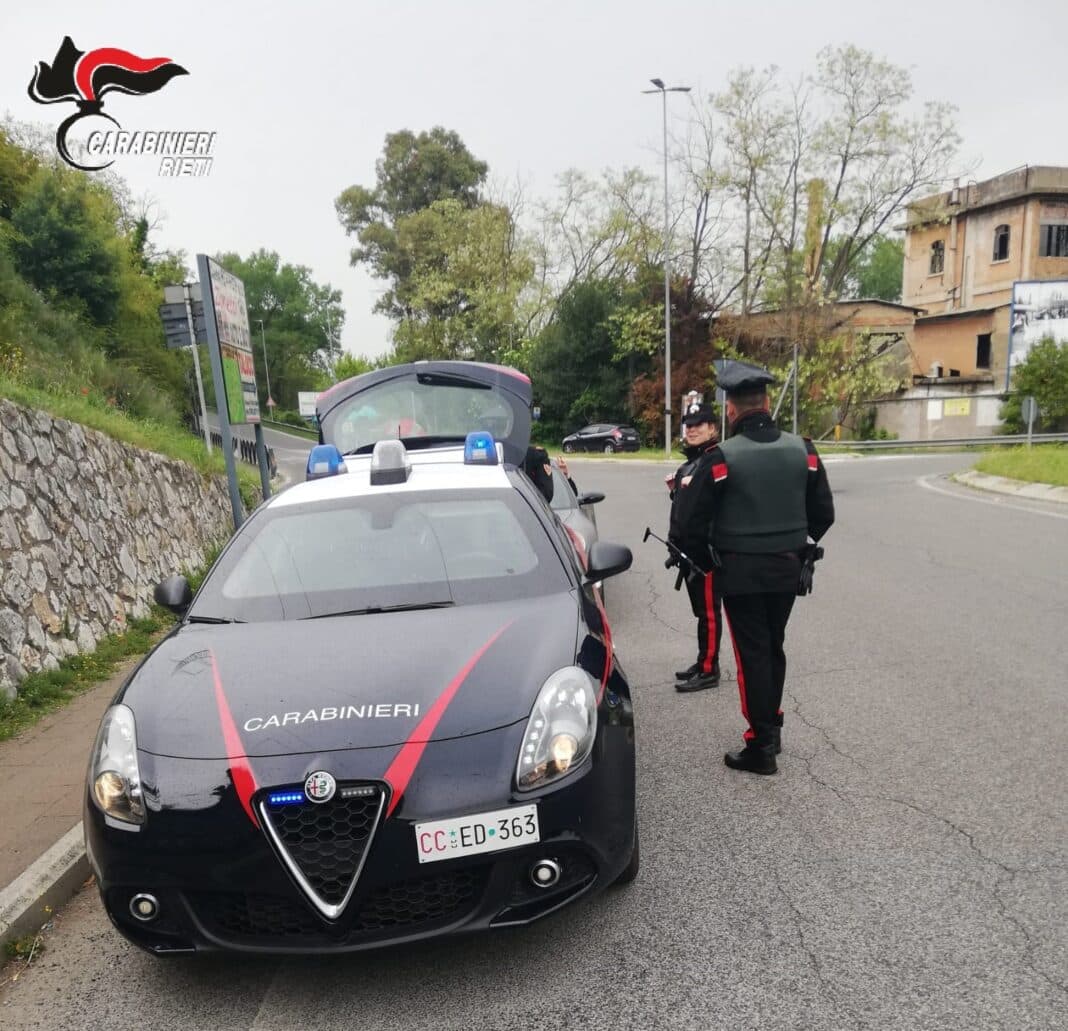FARA IN SABINA: I CARABINIERI ARRESTANO UNA DONNA PER MALTRATTAMENTI NEI CONFRONTI DEL MARITO FARA IN SABINA: I CARABINIERI ARRESTANO UNA DONNA PER MALTRATTAMENTI NEI CONFRONTI DEL MARITO