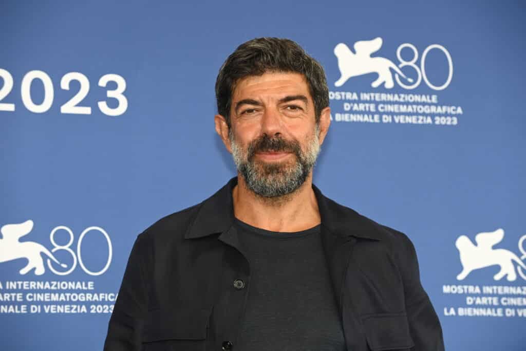 Pierfrancesco Favino protagonista della cerimonia di apertura dei Giochi Olimpici a San Siro Pierfrancesco Favino protagonista della cerimonia di apertura dei Giochi Olimpici a San Siro