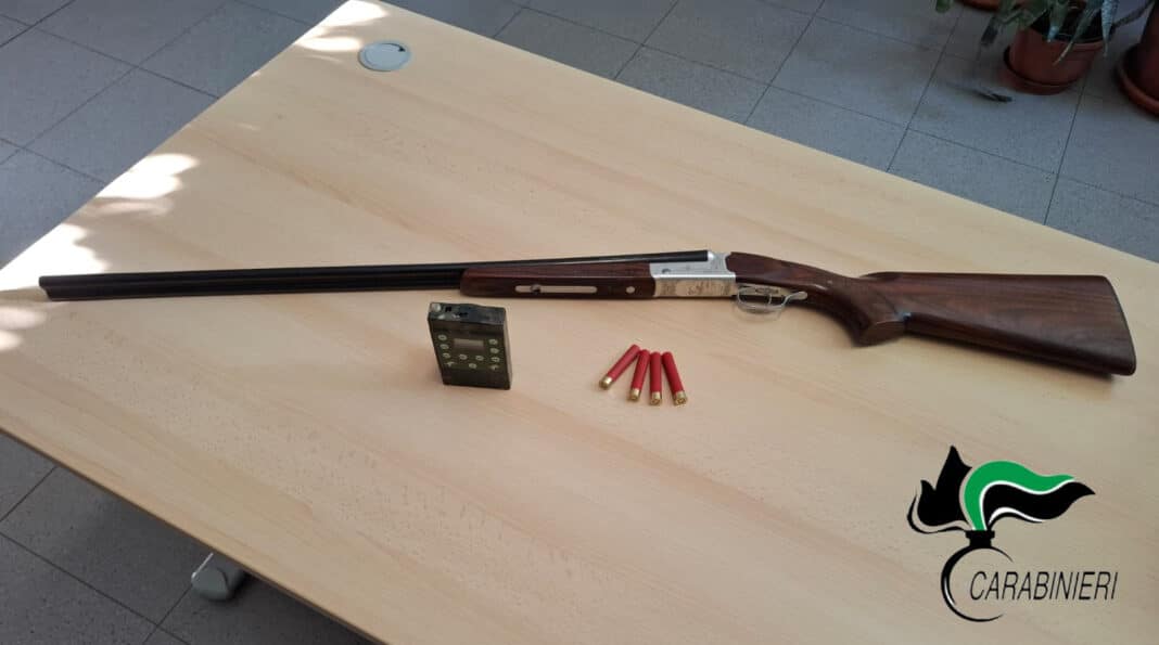 controlli alla caccia: sequestrato richiamo acustico elettromagnetico dAi carabinieri forestale controlli alla caccia: sequestrato richiamo acustico elettromagnetico dAi carabinieri forestale