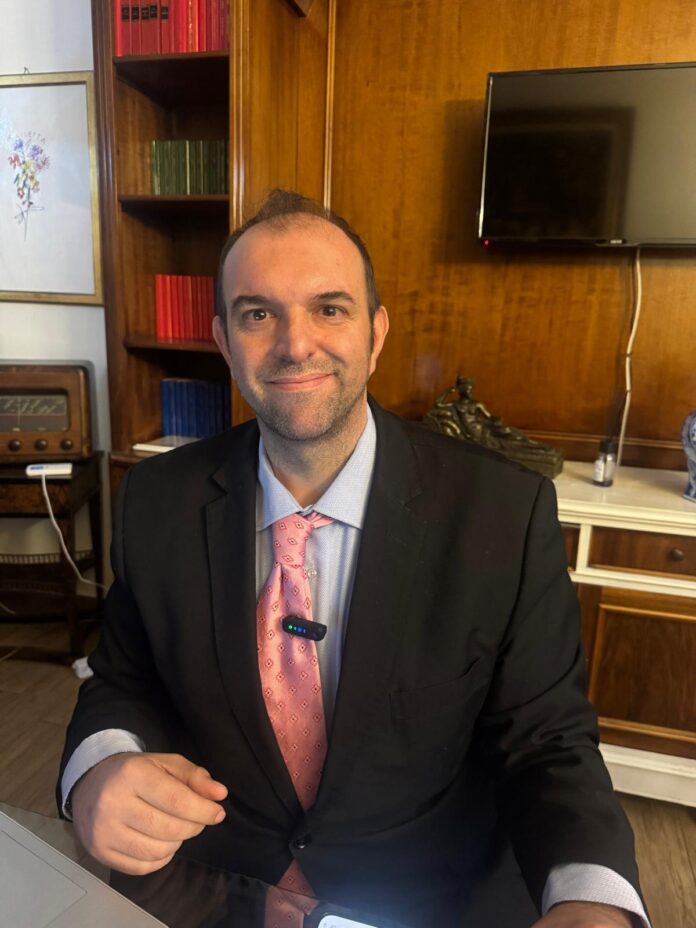 Avvocato Alessio Ciasco Alessio Ciasco presidente Italia 2.0 nel suo studio a Roma durante l’intervista