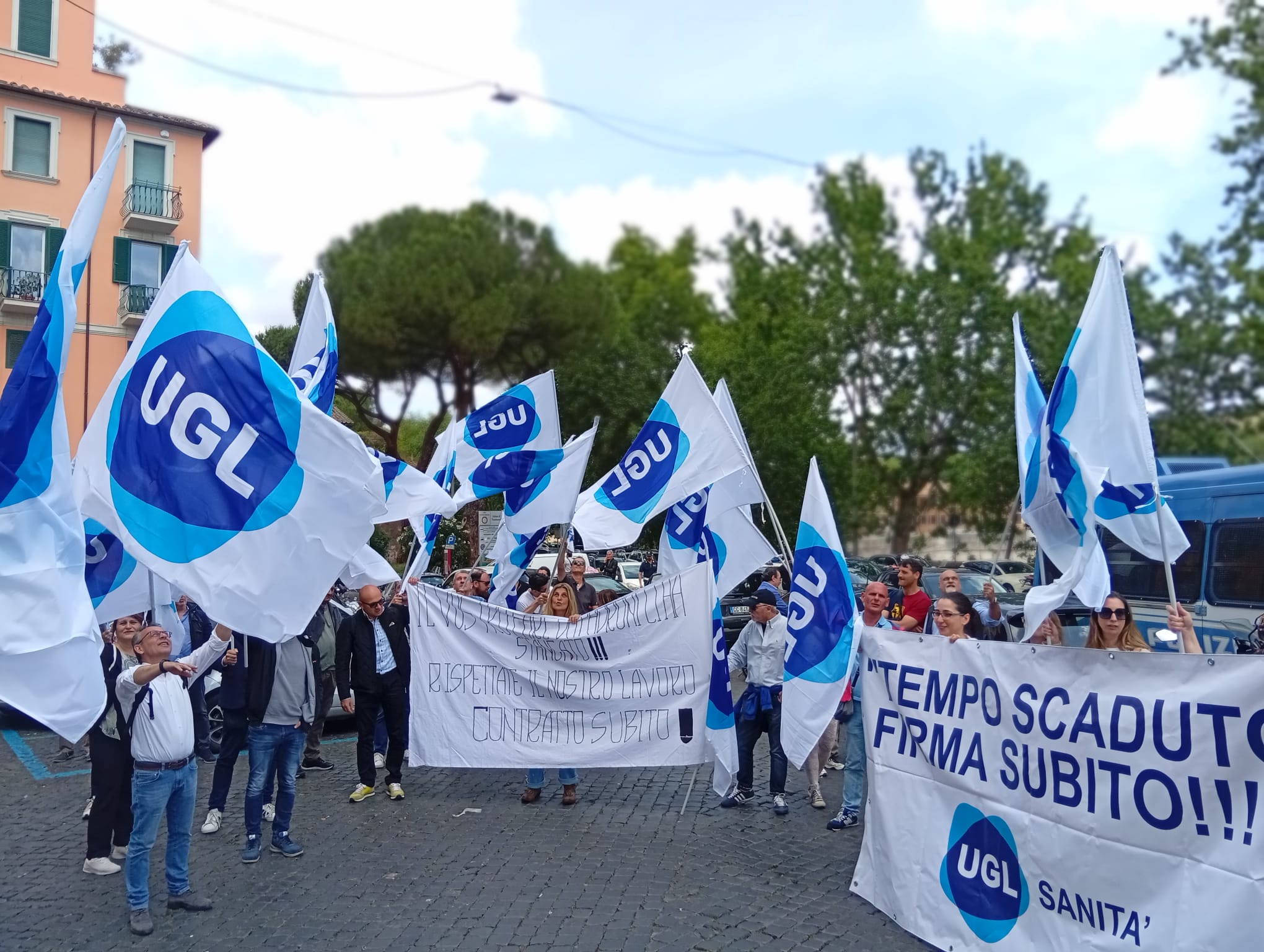 Sanità Privata, UGL Salute: il rinnovo del contratto non è più rimandabile, AIOP e ARIS escano dall’immobilismo Sanità Privata, UGL Salute: il rinnovo del contratto non è più rimandabile, AIOP e ARIS escano dall’immobilismo