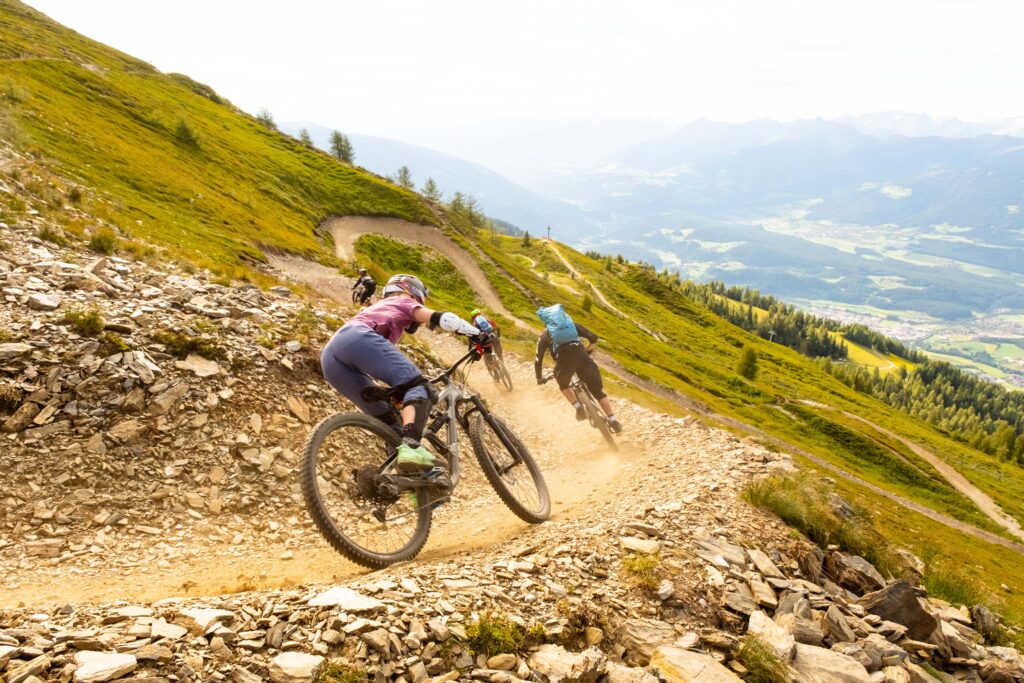 Kronplatz Outdoor Center apre la stagione estiva con nuove esperienze e servizi Kronplatz Outdoor Center apre la stagione estiva con nuove esperienze e servizi