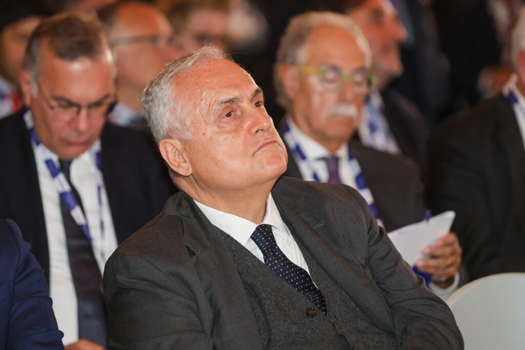 Claudio Lotito alla Dire: “La Lazio non è in vendita” Claudio Lotito alla Dire: “La Lazio non è in vendita”