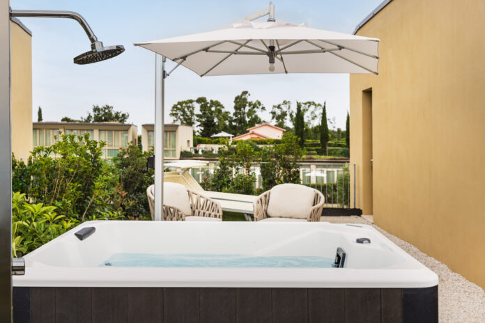 San Francesco Country Resort_Jacuzzi