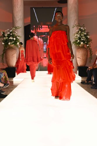 RomeFashionShow#HauteCouture 2026: la moda nazionale ed internazionale infiamma l’EUR 5 Z9P8004 cn12