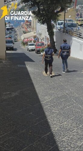 LATINA: SICUREZZA ECONOMICO-FINANZIARIA E POLIZIA DEL MARE. PROSEGUONO I CONTROLLI PRESSO LE ISOLE PONTINE 2 03082026 064107 23062026 072308 FOTO 1