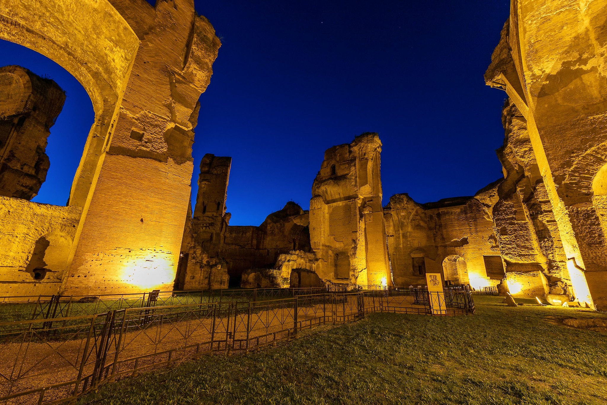 Le Terme di Caracalla si accendono di luce