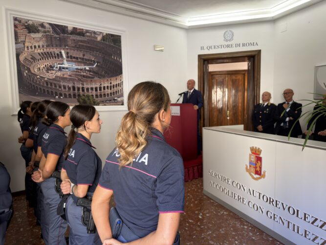 ROMA: IL QUESTORE DI ROMA RICEVE I 377 AGENTI IN PROVA ASSEGNATI ALLA QUESTURA DI ROMA 1 INV 1 1
