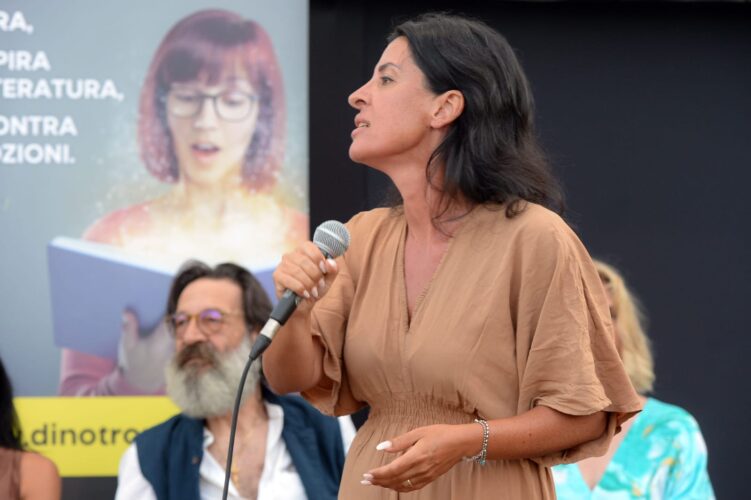 Roma. Cadenze Letterarie cresce, evento più partecipato al CineVillage 11 WhatsApp Image 2026 08 08 at 10.35.04 1