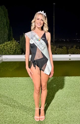 Fiumicino. Tre fasce e tre pass, il tris verso Miss Italia 3 WhatsApp Image 2026 08 26 at 12.05.38