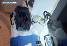 TIVOLI. SEGUONO UN’AUTO E DOCUMENTANO IN DIRETTA UNO SCAMBIO DI DROGA