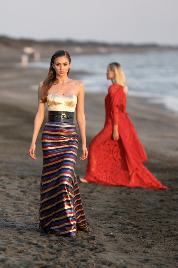 Sunset Fashion Show: moda ed eleganza in spiaggia a Latina 10 antonio martino couture con tittarelli gioielli photo credits augusto frascatani