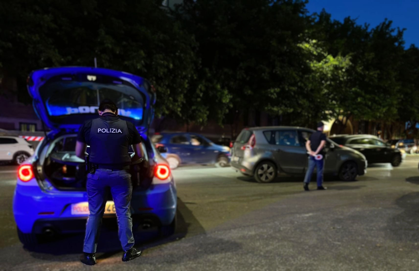 QUARTICCIOLO: SPACCIO โA CATENAโ TRA NASCONDIGLI URBANI E NATURALI E MICRO CENTRI DI SMISTAMENTOย โIN HOUSEโ