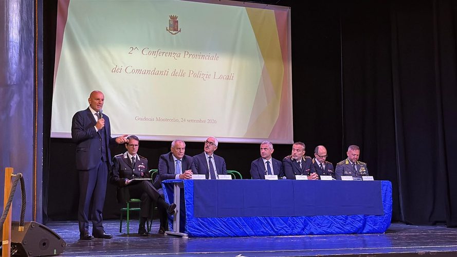GUIDONIA. SICUREZZA PUBBLICA E SICUREZZA URBANA: SECONDA CONFERENZA TRA L’AUTORITÀ DI PUBBLICA SICUREZZA ED I COMANDANTI DELLE POLIZIE LOCALI 1 foto 1 3