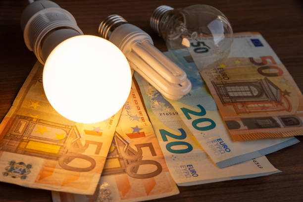 Stangata d’autunno sulle bollette nel Lazio: le nuove tariffe energetiche e l'impatto sullo stress e la salute psicofisica 1 istockphoto 1305968783 612x612 1