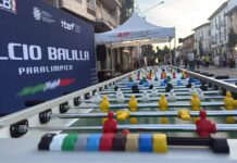 Besozzo, grande successo per il Maxi Calcio Balilla presso lo stand FPICB nella Notte Bionda di Besozzo