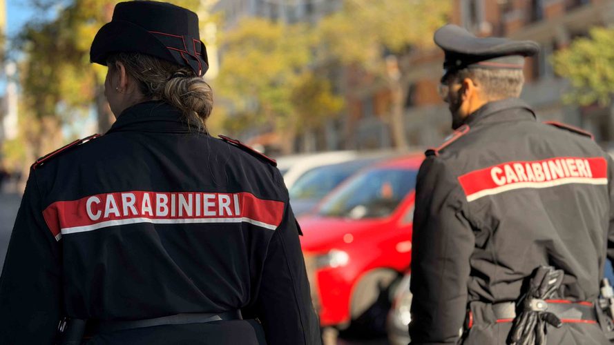 RAPINA CRUENTA IN ABITAZIONE NEL CUORE DI ROMA 2 piazza dante occ per rapina in abitazione 210