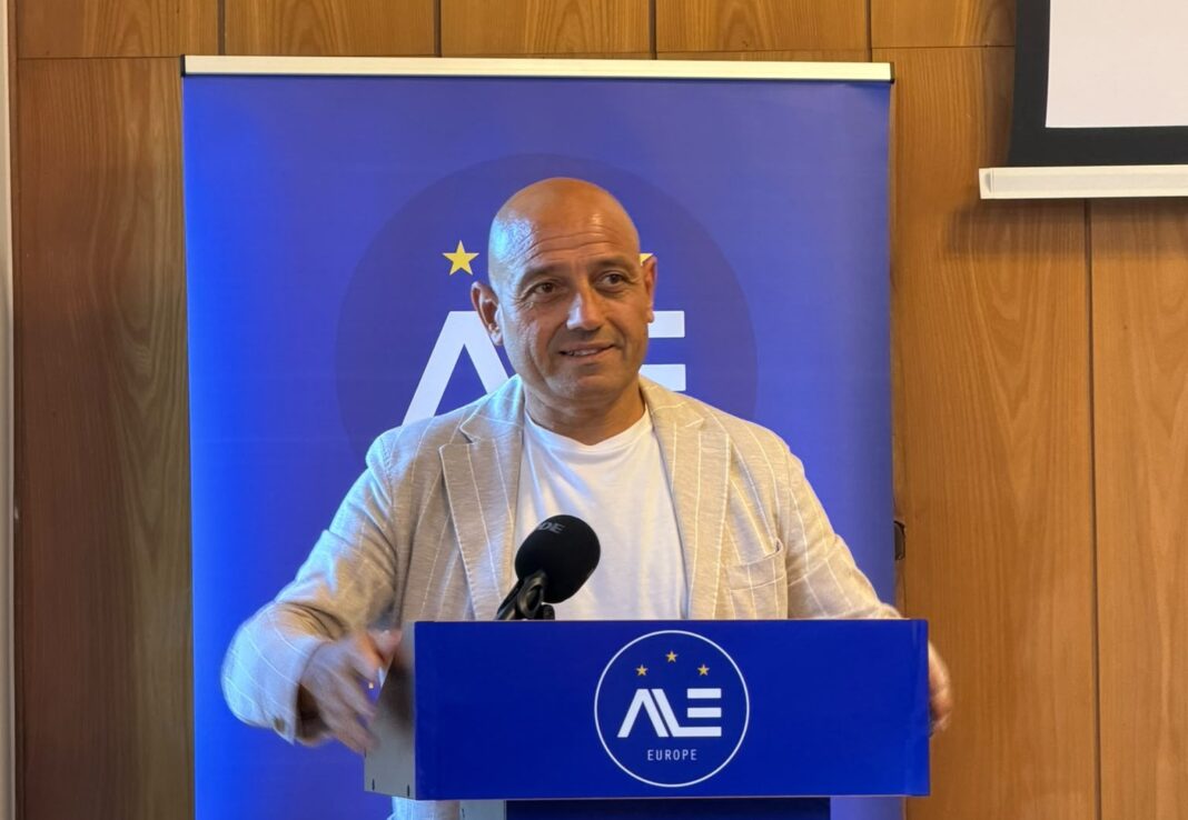 ROMA – FAST Confsal: treno deragliato, il soccorso non puรฒ viaggiare solo su gomma ROMA – FAST Confsal: treno deragliato, il soccorso non puรฒ viaggiare solo su gomma