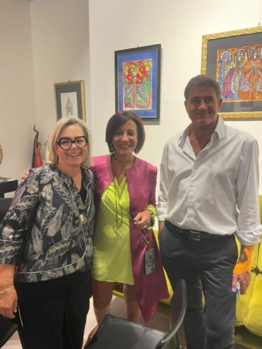 Massimo Bomba tra moda, arte e astrologia a Via Margutta 5 whatsapp image 2026 09 27 at 10.13.55