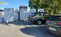 VITERBO: INDIVIDUATA E SMANTELLATA UNA FABBRICA CLANDESTINA DI SIGARETTE A CIVITA CASTELLANA (VT) VITERBO: INDIVIDUATA E SMANTELLATA UNA FABBRICA CLANDESTINA DI SIGARETTE A CIVITA CASTELLANA (VT)