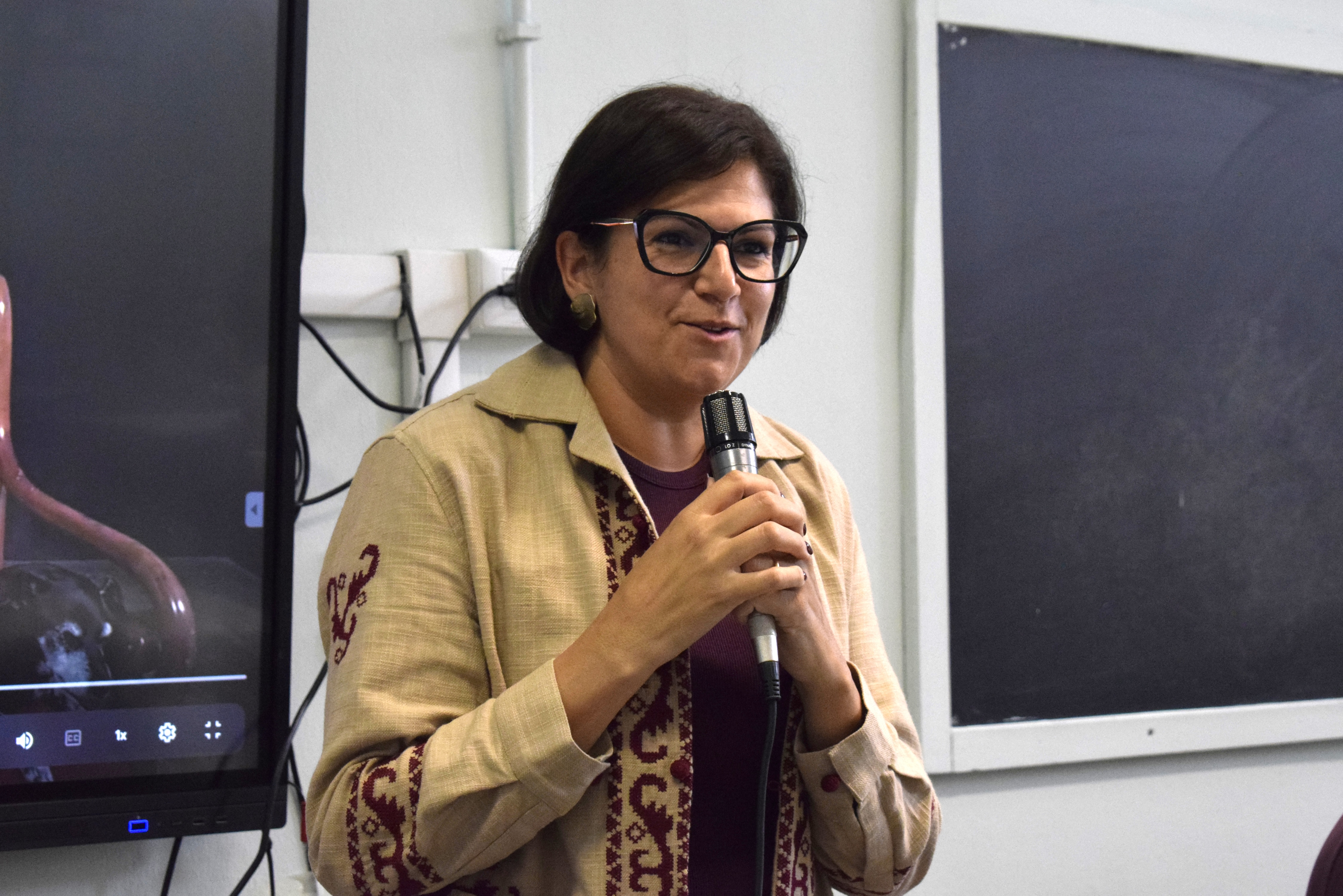 Il Teatro Ivelise entra nelle scuole con un programma di formazione e orientamento professionale: nasce PLURI LAB, con il contributo della Regione Lazio Il Teatro Ivelise entra nelle scuole con un programma di formazione e orientamento professionale: nasce PLURI LAB, con il contributo della Regione Lazio