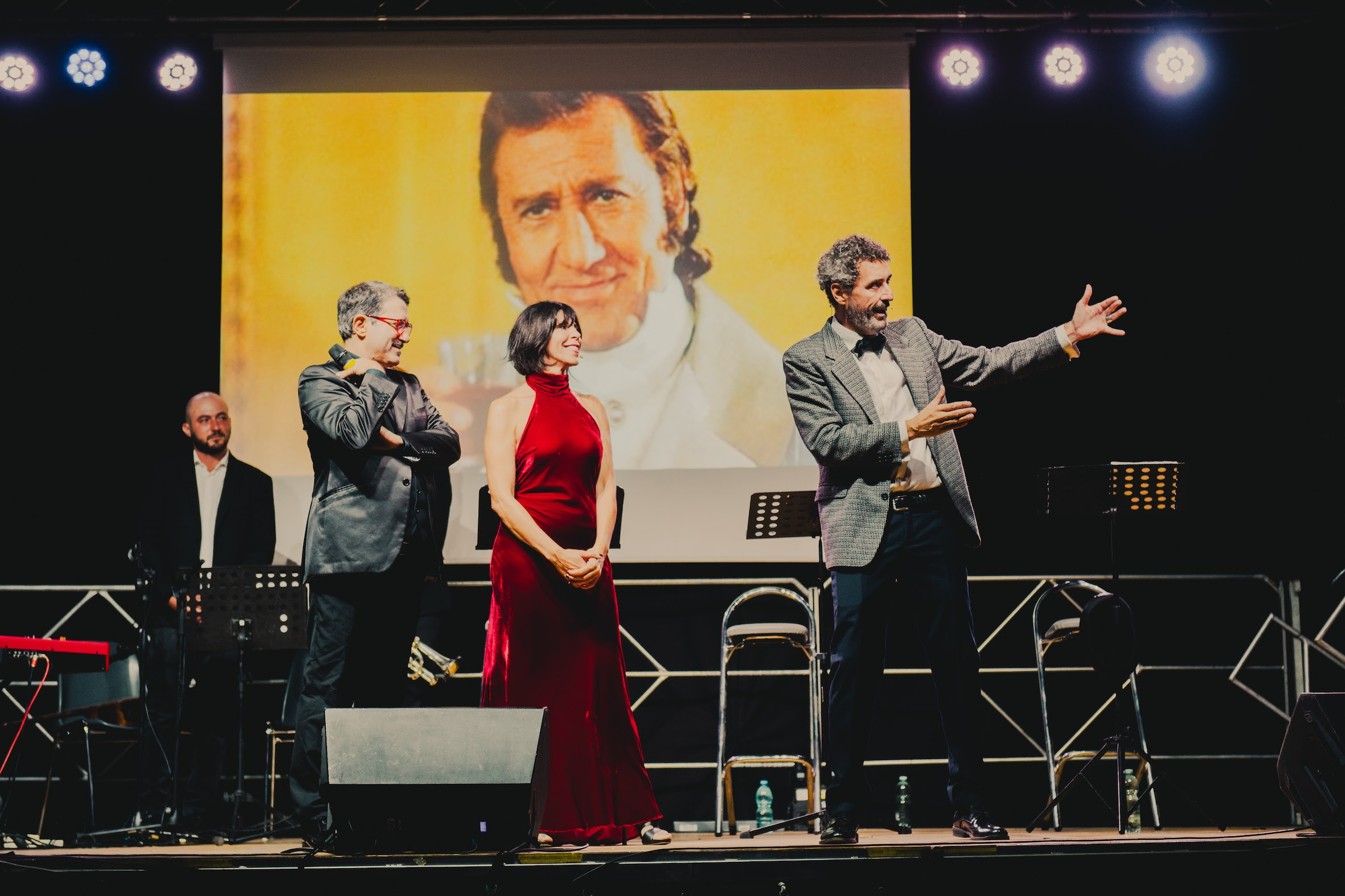 La romanità che unisce il Lazio, uno spettacolo nei teatri e nelle province della regione La romanità che unisce il Lazio, uno spettacolo nei teatri e nelle province della regione