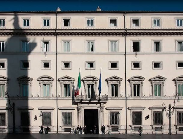 Il Centrodestra tiene ma la sfida resta aperta: l’analisi dell’ultimo scenario politico Il Centrodestra tiene ma la sfida resta aperta: l’analisi dell’ultimo scenario politico