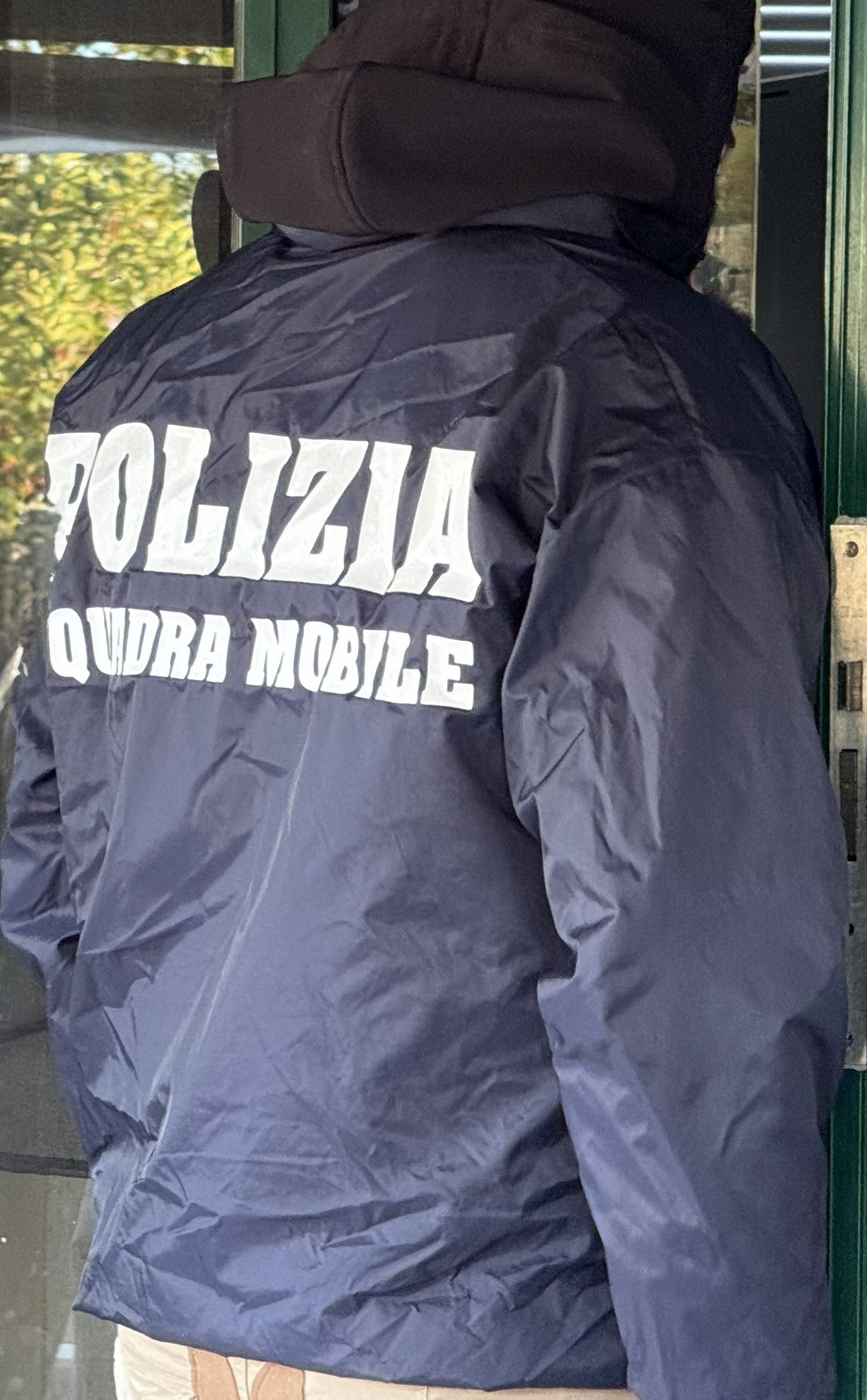 ROMA “RECUPERO CREDITO” CON “SFREGIO” E MINACCE: FILIERA DEBITORIA A EFFETTO DOMINO LEGATA ALLO SPACCIO ROMA “RECUPERO CREDITO” CON “SFREGIO” E MINACCE: FILIERA DEBITORIA A EFFETTO DOMINO LEGATA ALLO SPACCIO