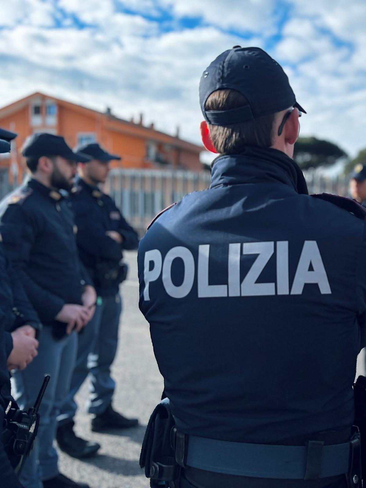 ROMA. RICOSTRUITA NOTTE DI RAPINE VIOLENTE AL PIGNETO: DUE AGGRESSIONI IN SERIE IN MENO DI UN’ORA ROMA. RICOSTRUITA NOTTE DI RAPINE VIOLENTE AL PIGNETO: DUE AGGRESSIONI IN SERIE IN MENO DI UN’ORA