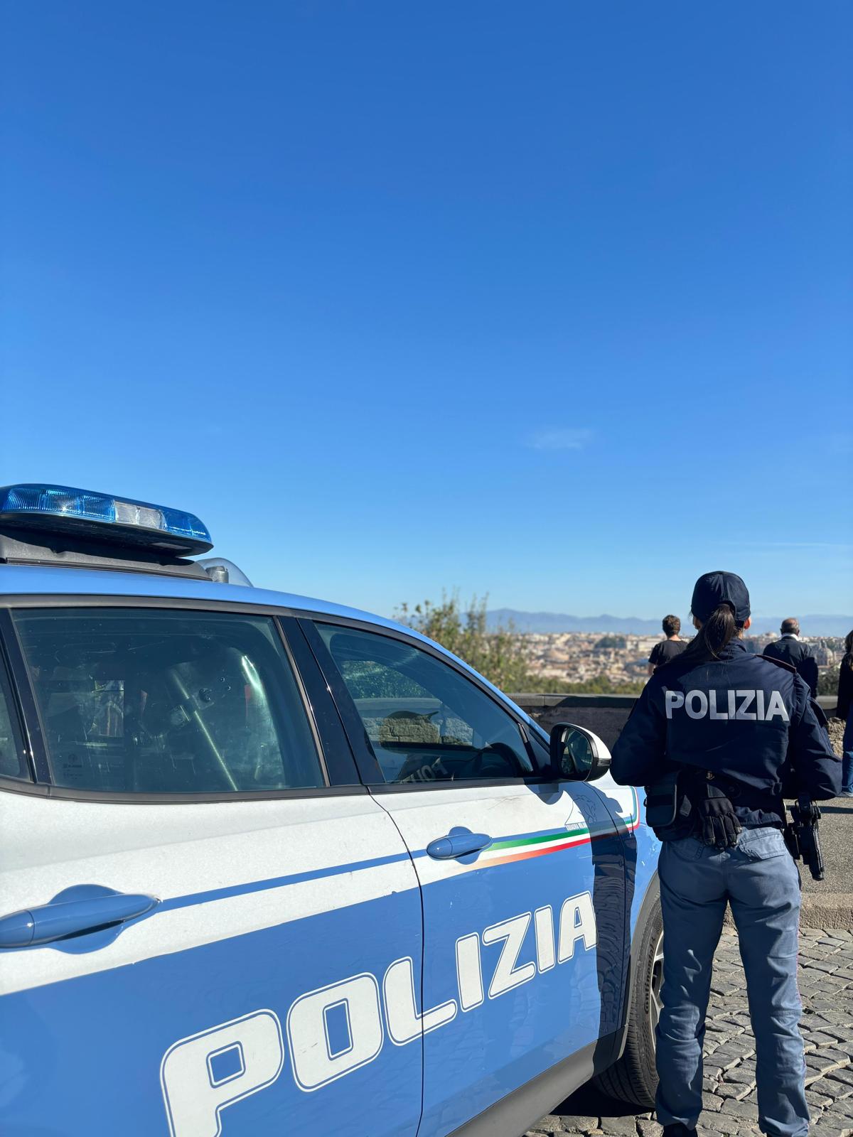 ROMA. DETTAGLIO “SERIALE” TRADISCE CASH FALSIFICATO: 1.000 EURO IN BANCONOTE “FOTOCOPIA” SEQUESTRATI DALLA POLIZIA DI STATO, ARRESTATO VENTENNE
