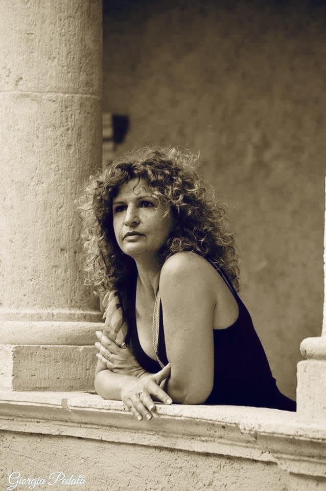 OLTRE LA VELOCITÀ DELLE IMMAGINI, L’ARTE DI GIULIANA BIANCONI OLTRE LA VELOCITÀ DELLE IMMAGINI, L’ARTE DI GIULIANA BIANCONI