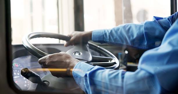 Trasporti nel Lazio, in arrivo 100 nuovi bus: piano per i collegamenti dei pendolari