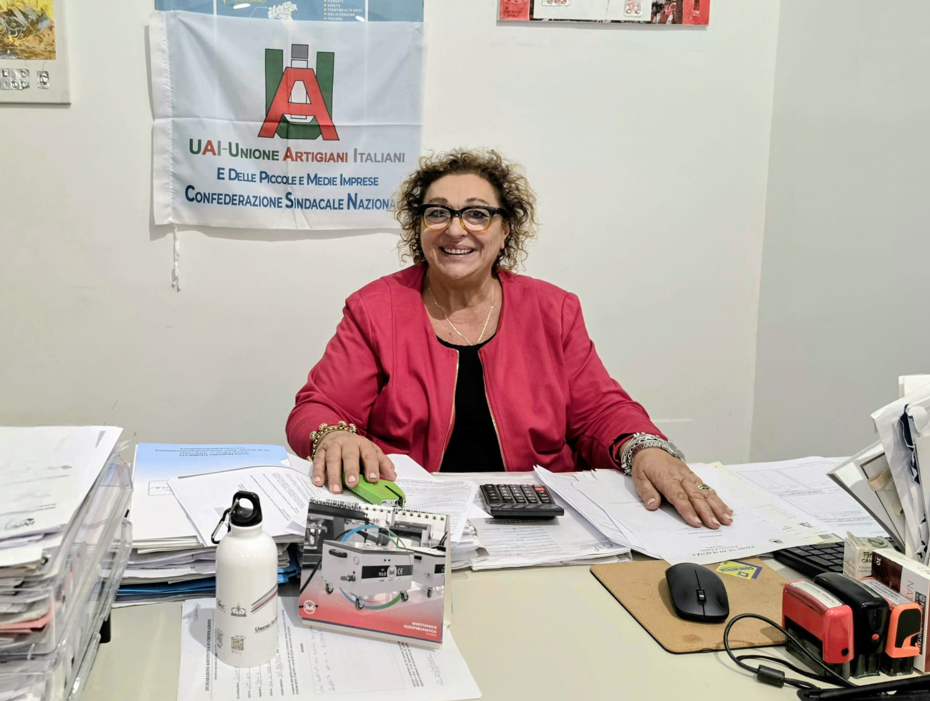 Luciana Lombardi e la UAI di Latina Scalo: 23 anni al servizio dei cittadini, 40 di impegno sindacale Luciana Lombardi e la UAI di Latina Scalo: 23 anni al servizio dei cittadini, 40 di impegno sindacale