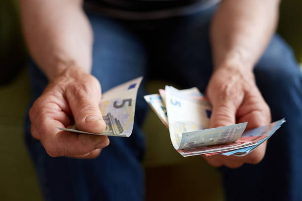 Pensioni 2027, assegni più pesanti da gennaio: scatta la nuova rivalutazione. Tutte le simulazioni in base al reddito
