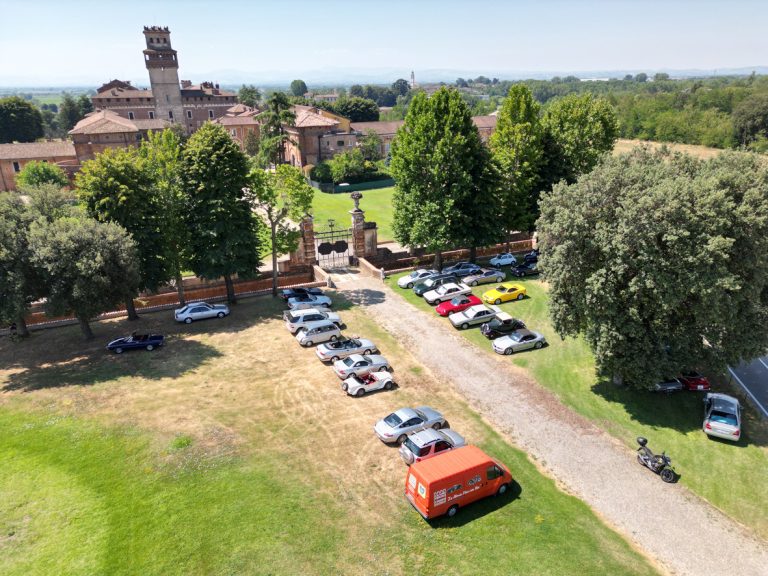 Successo per il Circuito dei Castelli del CVSP, tra gioielli a quattro ruote e location da favola