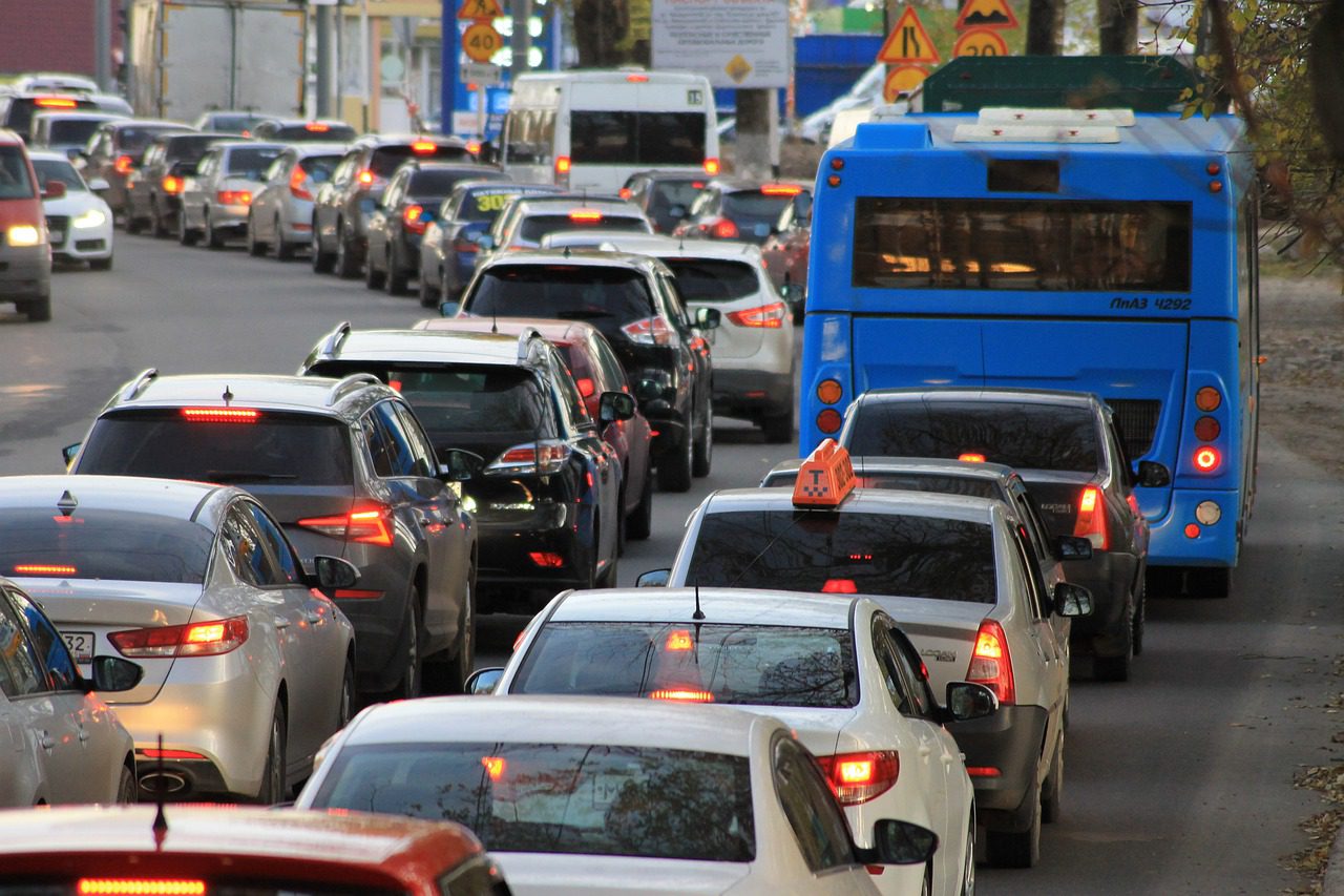 inquinamento_smog_traffico_automobil_auto
