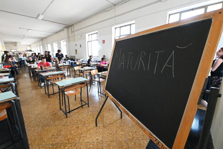 Maturita_lavagna-FILEminimizer