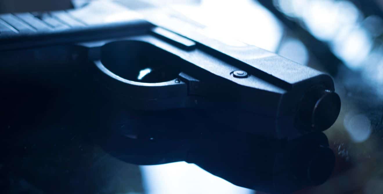 PISTOLA