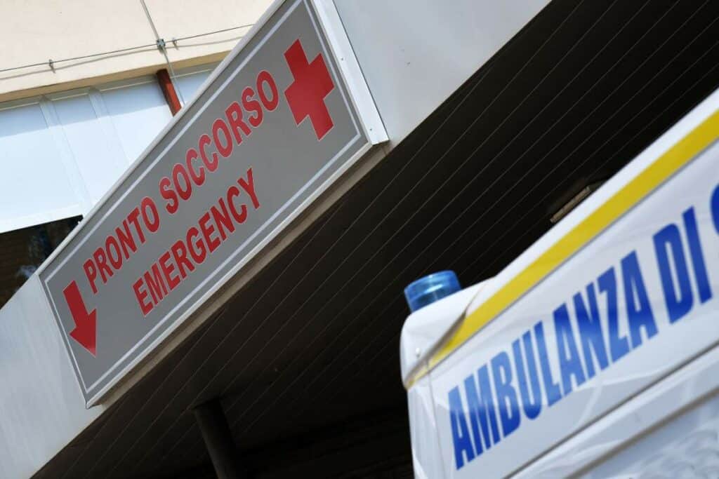 ambulanza-1024x683